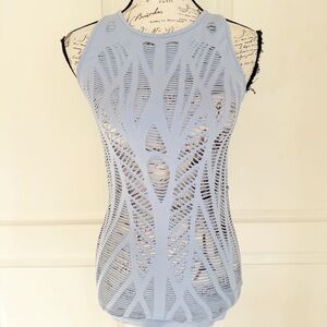 Vintage ALO mesh tank top L
But fits like Small